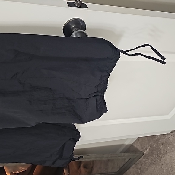 Track pants - Picture 9 of 12